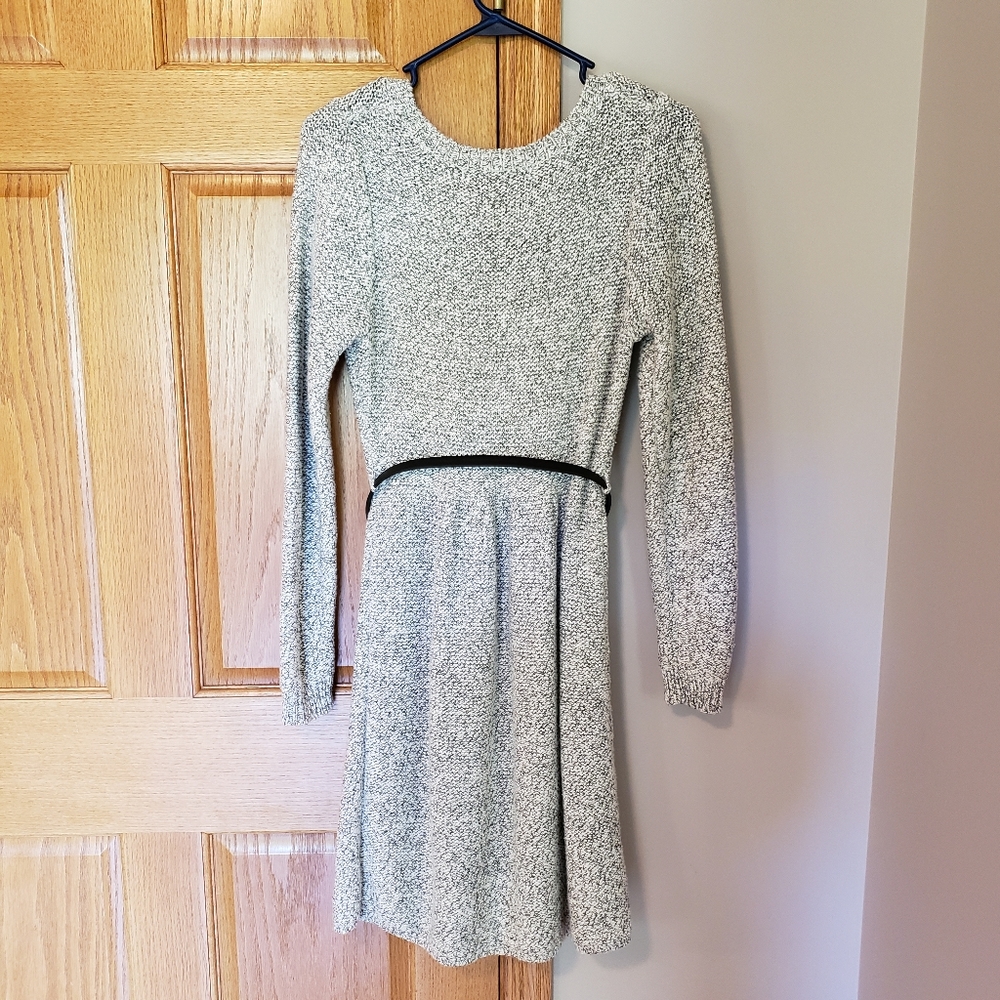 Lauren Conrad Sweater Dress - Picture 4 of 8